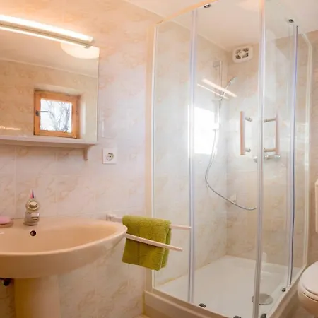 Little Dream House In A Perfect Spot Zalog